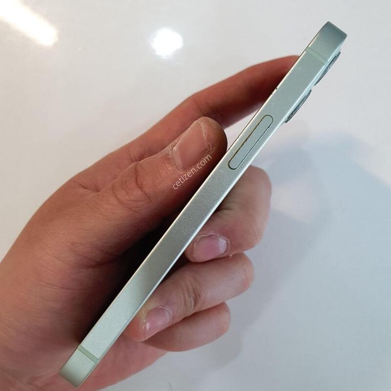 ������12�̴�64G ���ܻ� �������⽺ �߰��� �����