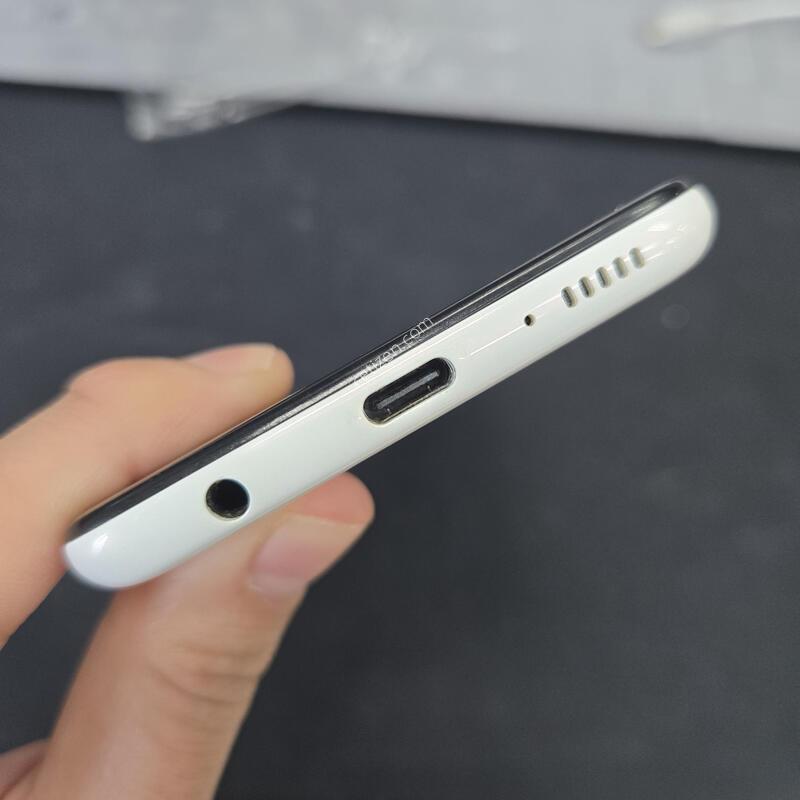 ������ A10e ȭ��Ʈ 32GB �ڱ��� ���ܻ� ƯAA++��