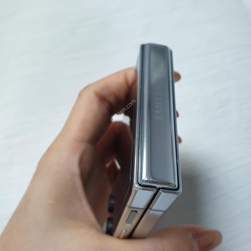 LG ������ Z�ø�5 5G ��Ʈ 256G ������ �Ǹ��մϴ�