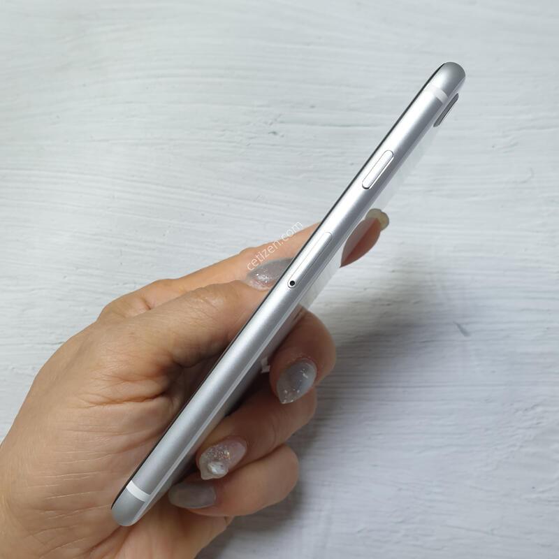 ������SE2 ȭ��Ʈ 64G S�� �Ǹ��մϴ�