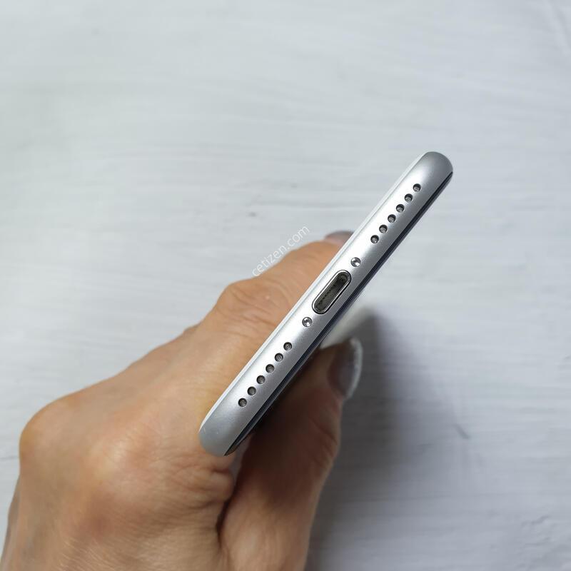 ������SE2 ȭ��Ʈ 64G S�� �Ǹ��մϴ�
