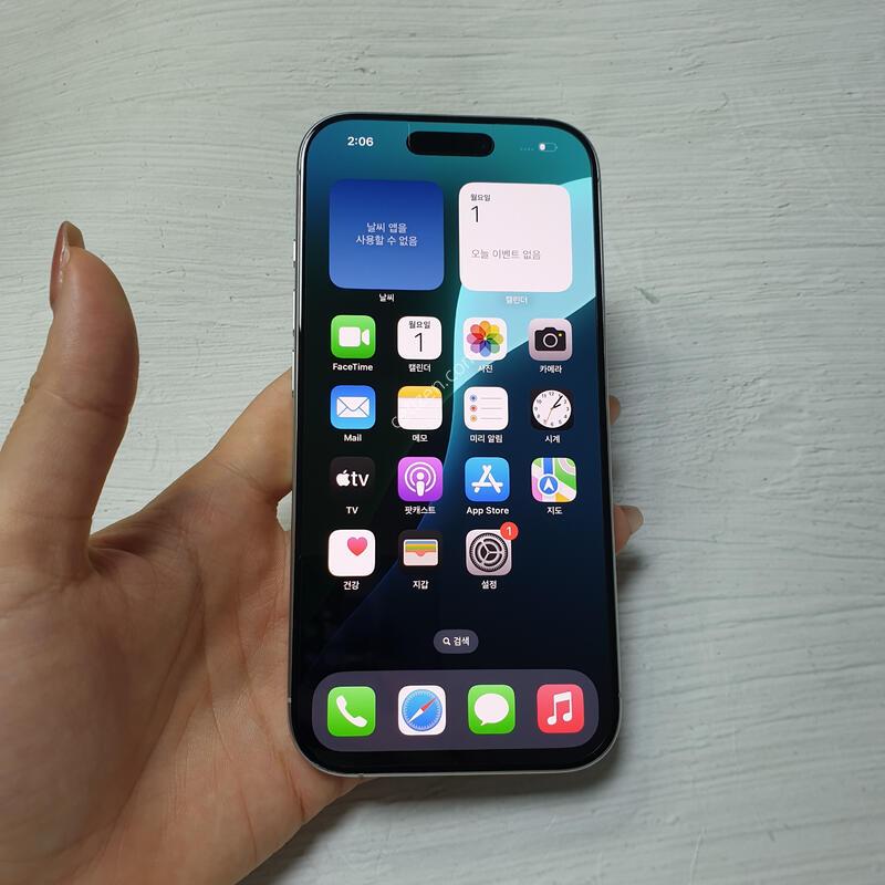 ������ 16���� 256G ȭ��ƮƼŸ�� A�� ������ �Ǹ��մϴ�