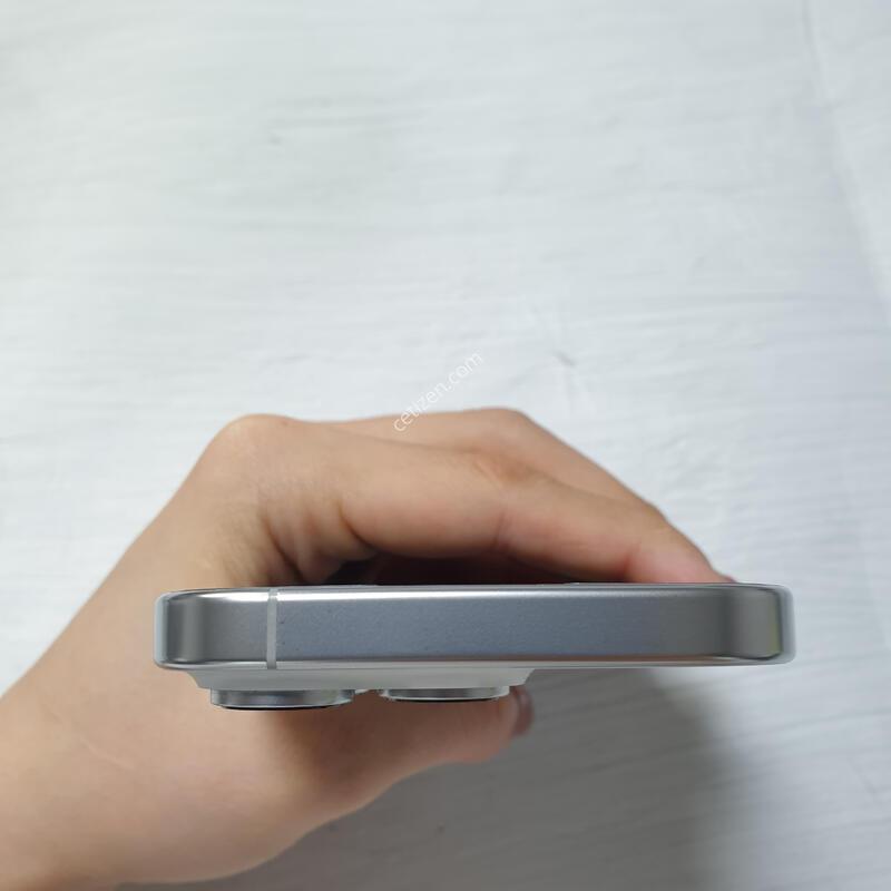 ������ 16���� 256G ȭ��ƮƼŸ�� A�� ������ �Ǹ��մϴ�