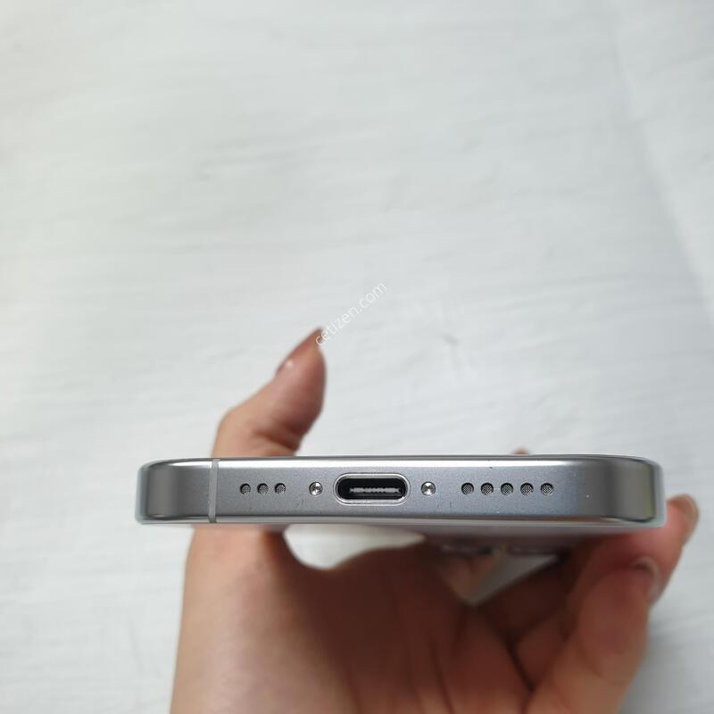 ������ 16���� 256G ȭ��ƮƼŸ�� A�� ������ �Ǹ��մϴ�
