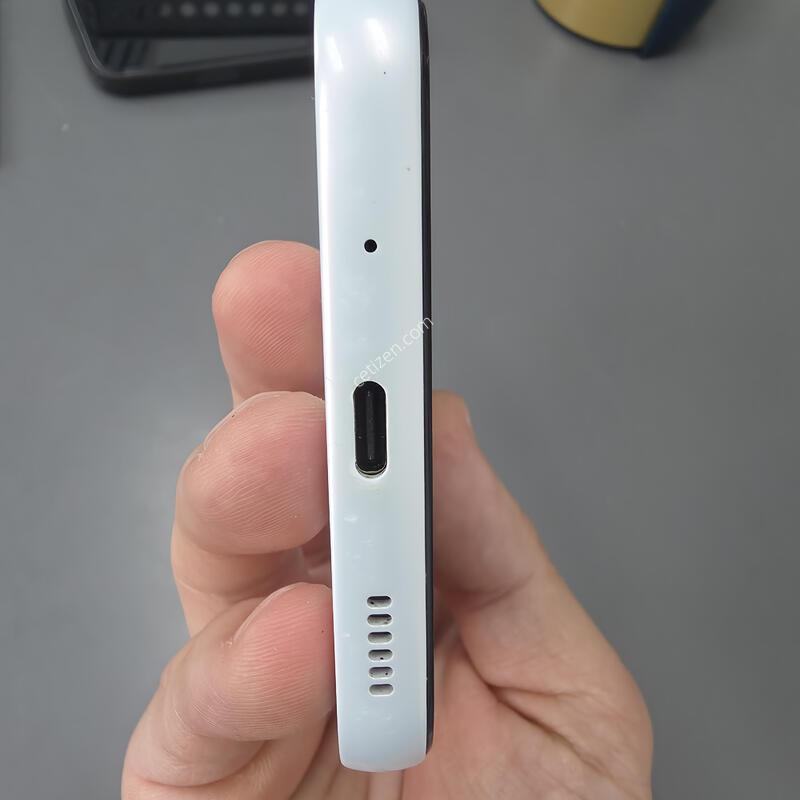 (84)����������3 128 �Ǹ��մϴ�