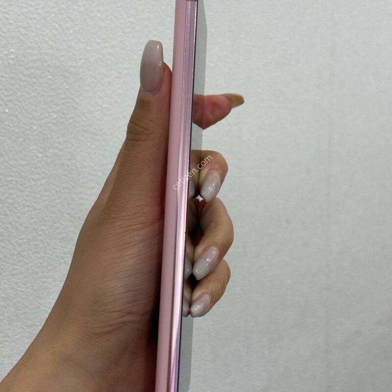 �����ó�Ʈ20 ��ũ 256GB Y1888