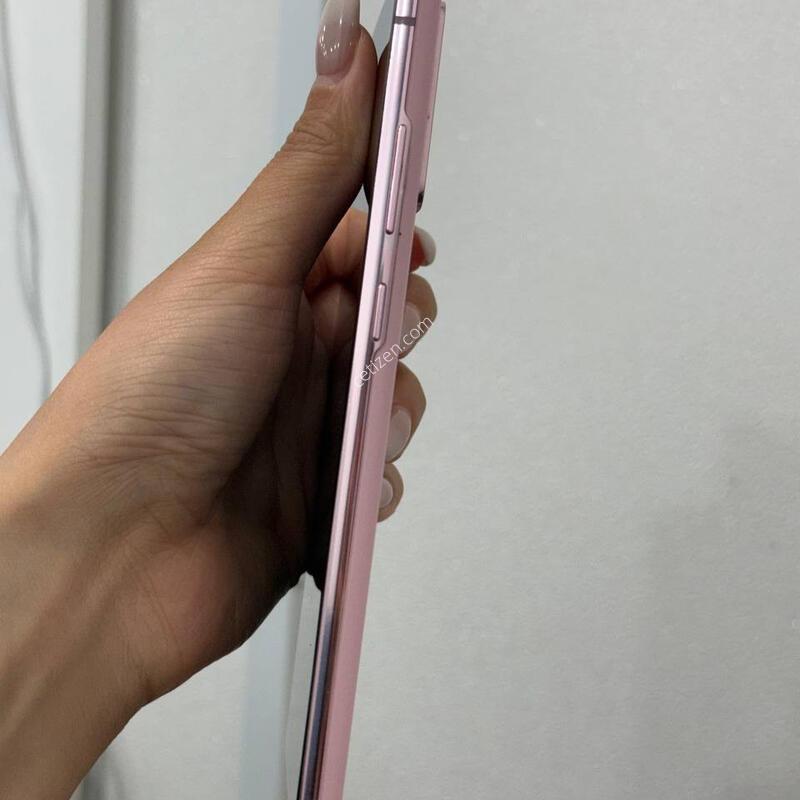 �����ó�Ʈ20 ��ũ 256GB Y1888