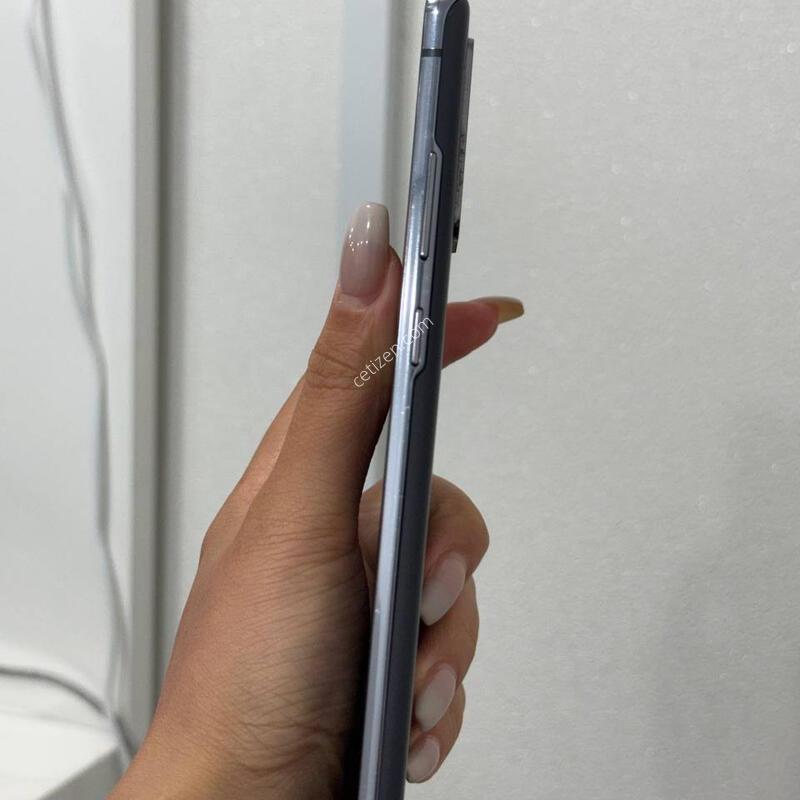 �����ó�Ʈ20 ���� 256GB Y1889