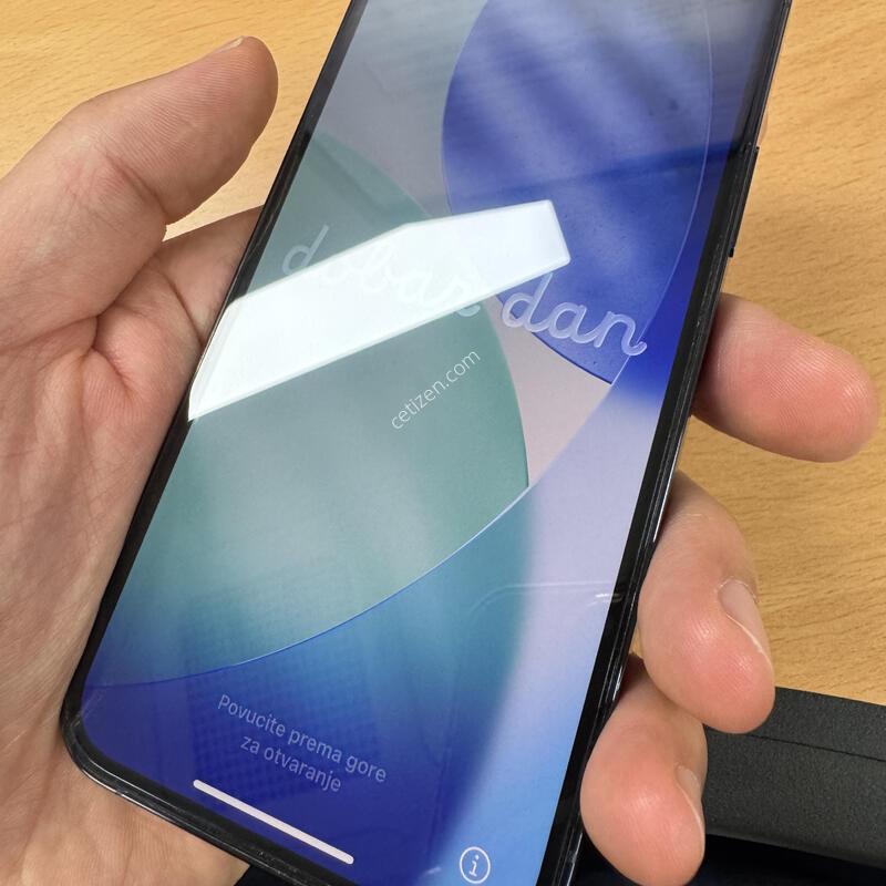 ������ 12���� 256gb (100%)