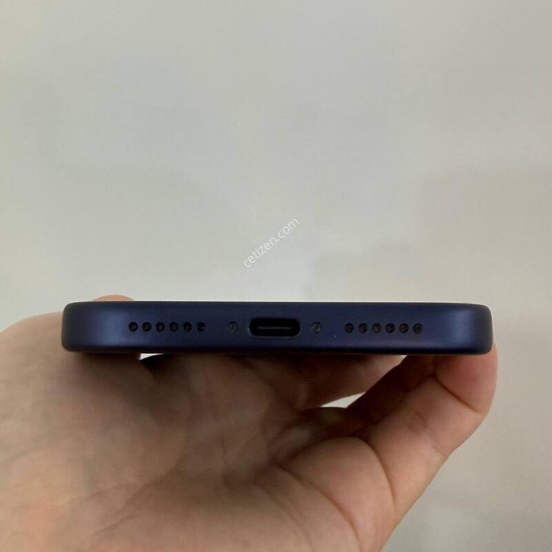 ����Ŭ135/A��)������17���θƽ� ���� 256GB/99% Y1893