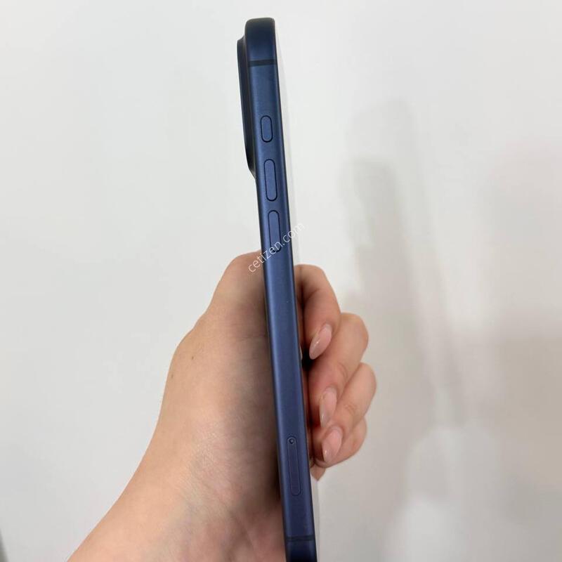 ����Ŭ135/A��)������17���θƽ� ���� 256GB/99% Y1893