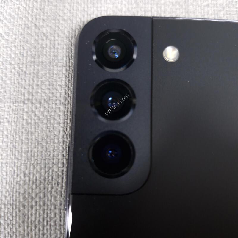 S22 �÷��� 256G �Ǹ��մϴ�