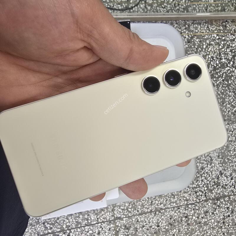 SK S24 (S921) 256G ���ο���� ����� �˴ϴ�