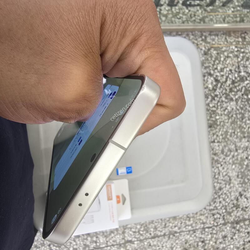 SK S24 (S921) 256G ���ο���� ����� �˴ϴ�