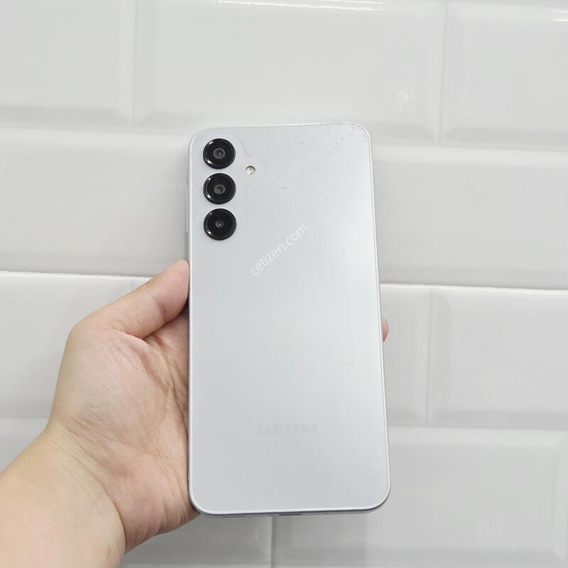������A16 ����Ʈ�׷��� 128GB