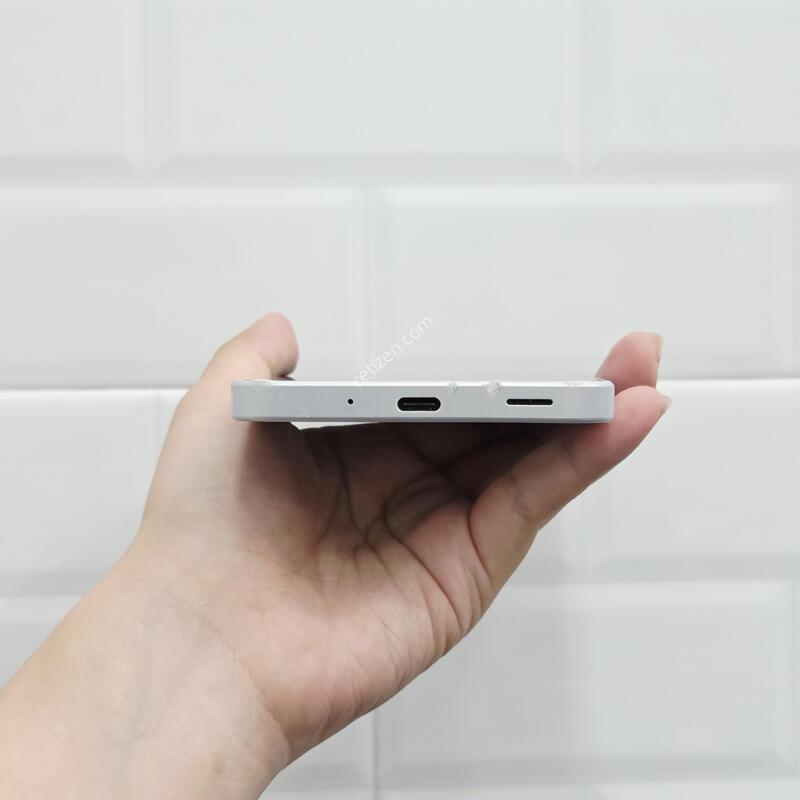 ������A16 ����Ʈ�׷��� 128GB