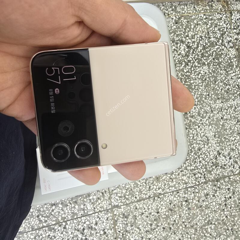 SK �ø�4(F721) 256G ��ũ������ ����� �˴ϴ�