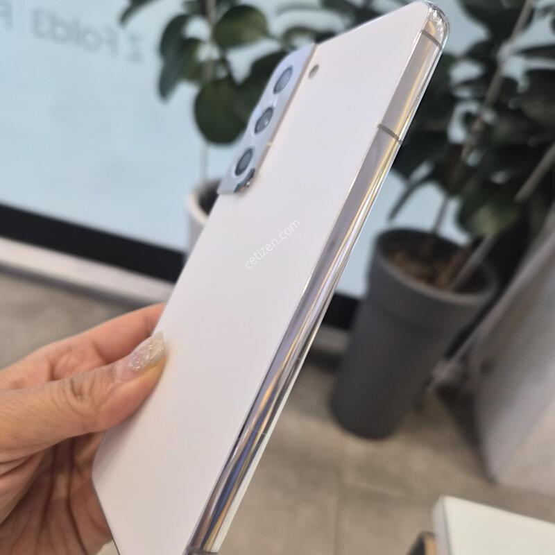 Sk������S22 256�Ⱑ ȭ��Ʈ Ư A��