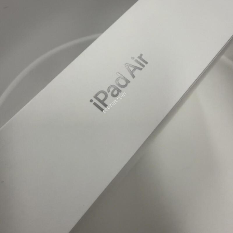 �̰��� �����е忡��11 M4 128GB �Ǹ��մϴ�.