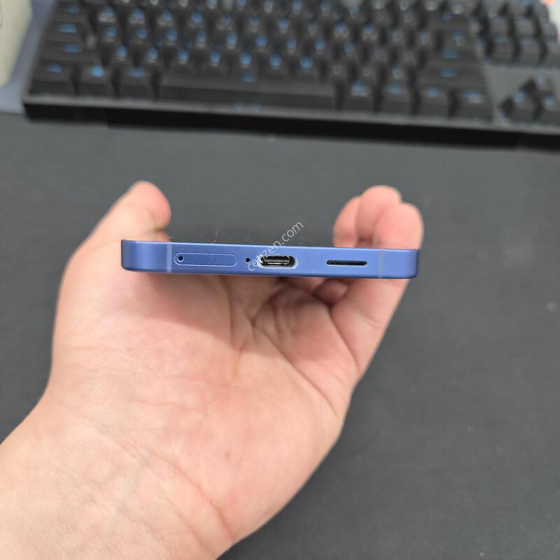 ������ S25 �÷��� ���̺� 256G