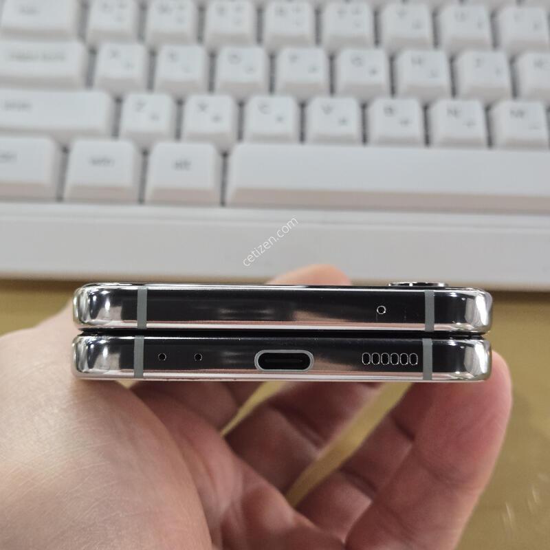 ������ Z�ø�4 256ȭ��Ʈ LCD�̻� ����
