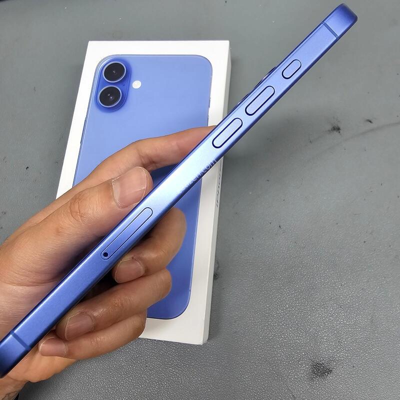 ���� ������ 16�÷��� 256GB ��Ʈ�󸶸�(����) Ǯ�ڽ� ���͸�92% ���ܻ� �߰���~!