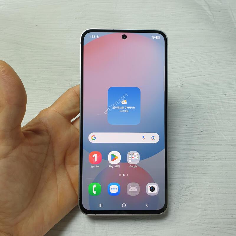 LG ������ S24FE ���� 256G S�� �Ǹ��մϴ�