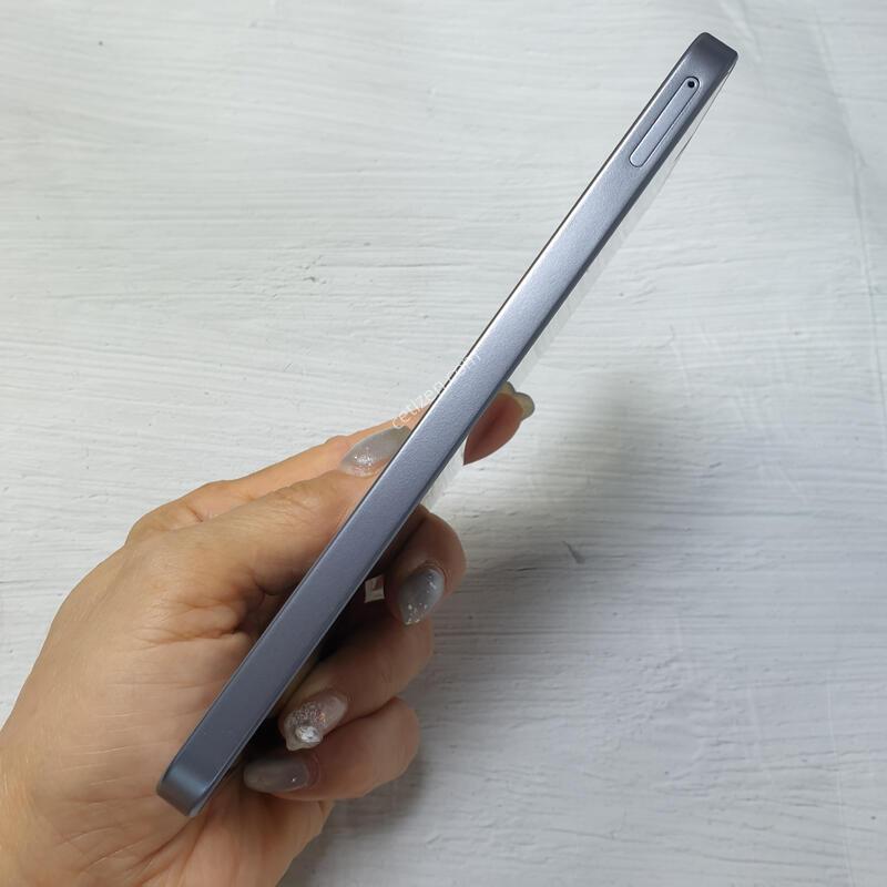 SK ������ ���̵�8 128G ���� A�� ������ �Ǹ��մϴ�