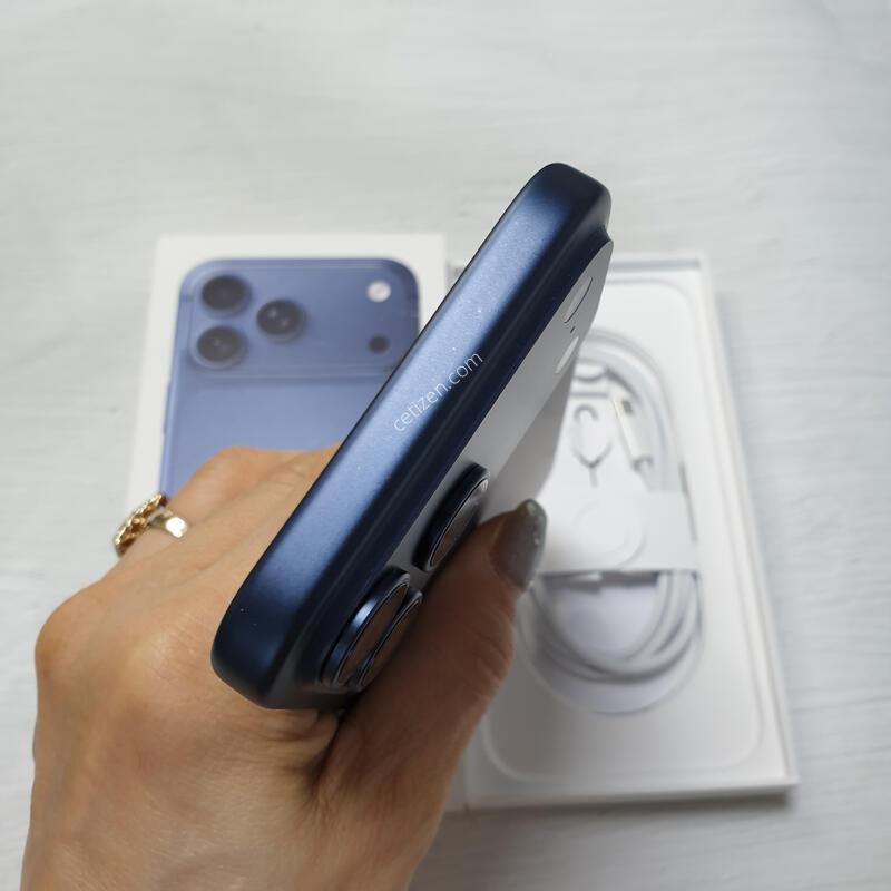 ������17���θƽ� ������ 256G ����ǰ �̻�� S�� Ǯ�ڽ� �Ǹ��մϴ�