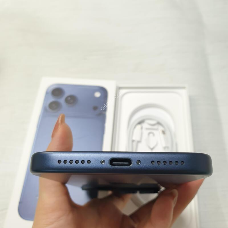������17���θƽ� ������ 256G ����ǰ �̻�� S�� Ǯ�ڽ� �Ǹ��մϴ�