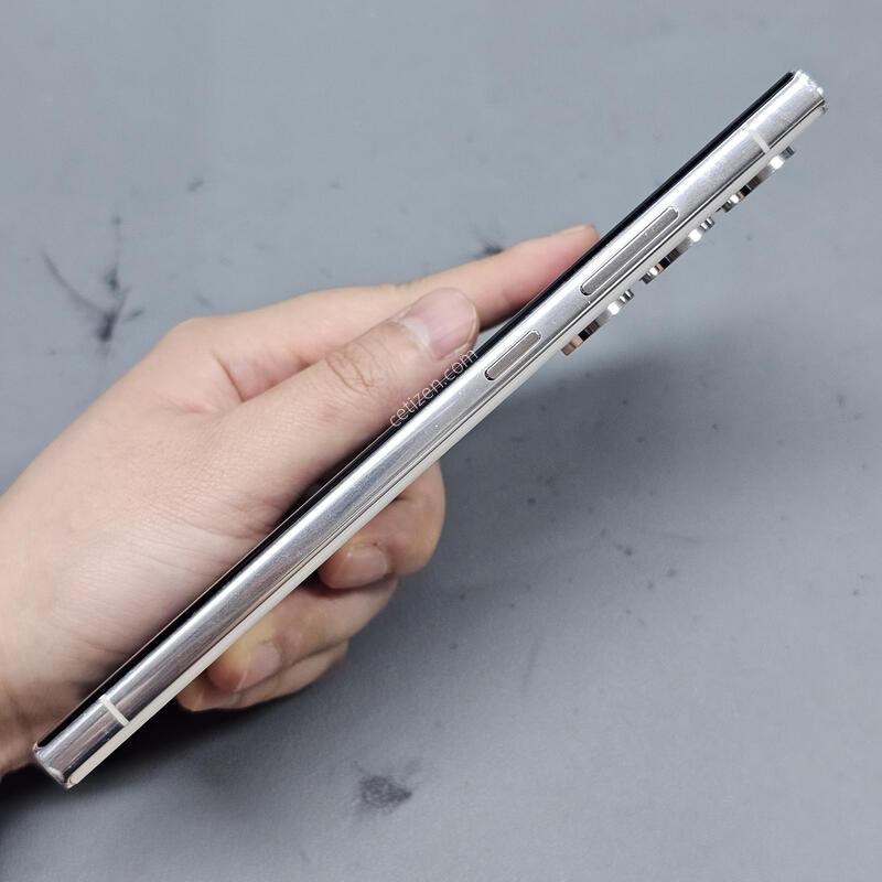 �Ｚ ������ S23��Ʈ�� 256GB ũ�� �߰��� ~!