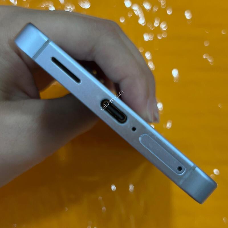 ������ S25 256g ���̽�����