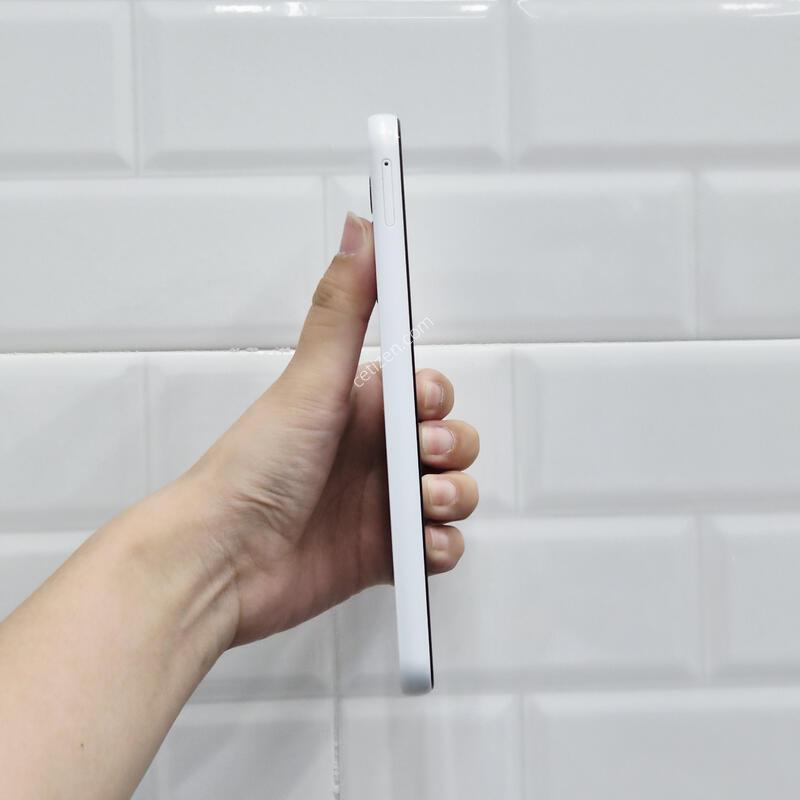 ����������3 ȭ��Ʈ 128GB