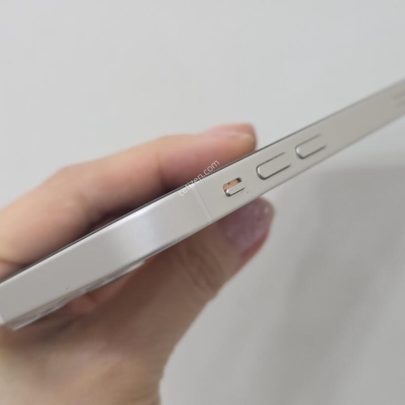 ������13�̴� 128G ȭ��Ʈ