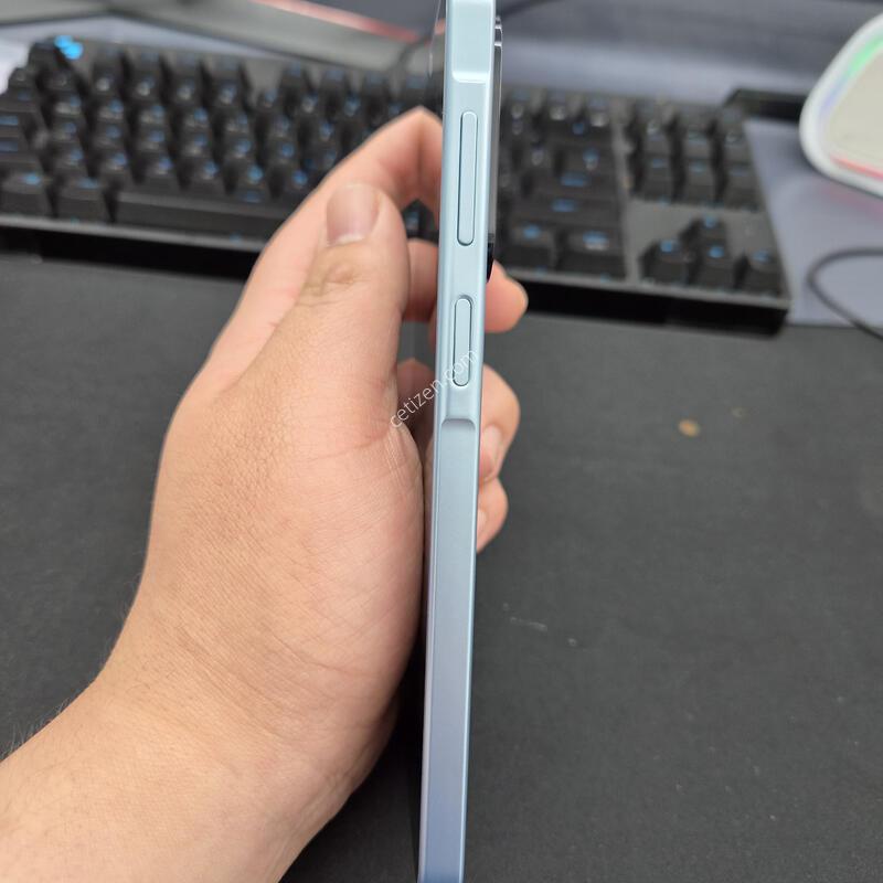 ������ A17 ���̽����� 128G