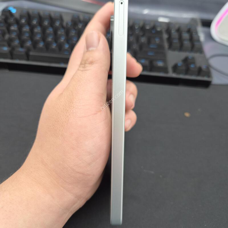 ������ ���̵�8 �׸� 128G