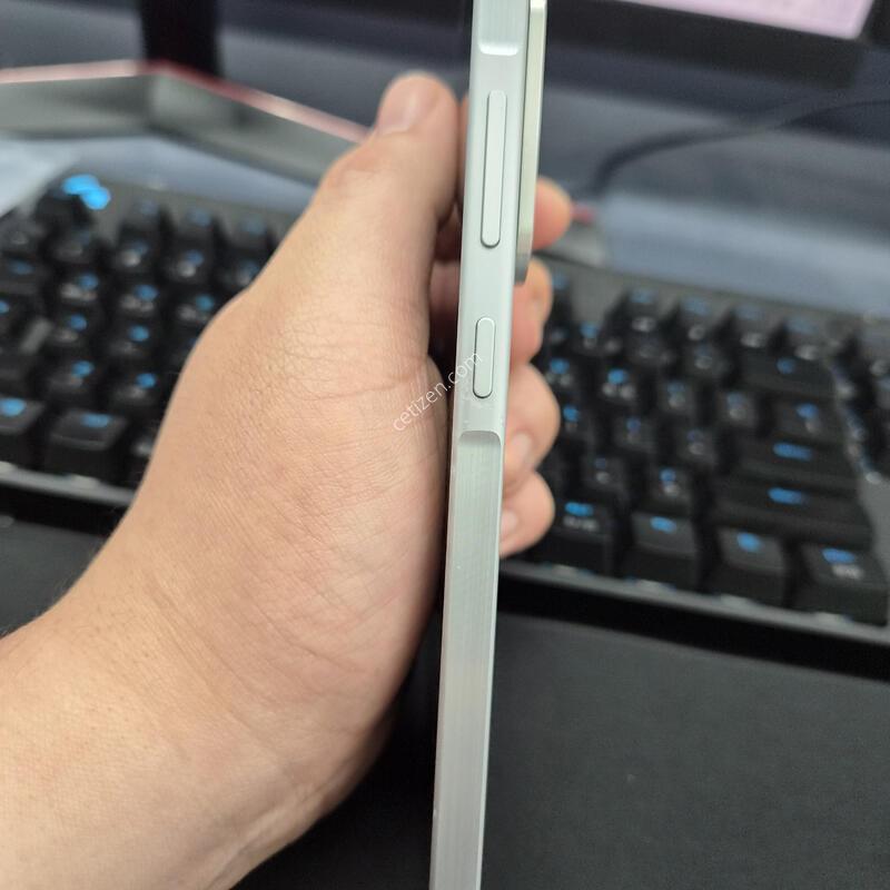 ������ ����6 ȭ��Ʈ 128G