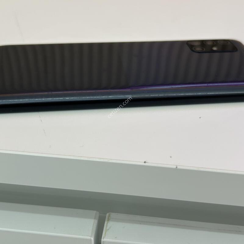 �������� Ȯ���⺯ A51 128G ������ ť�� ����