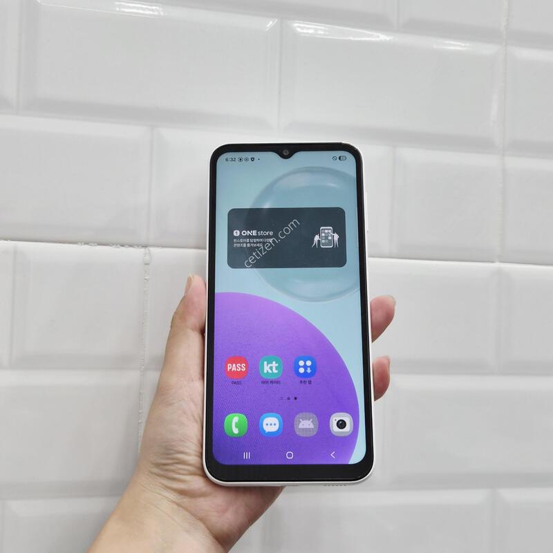 ����������3 ȭ��Ʈ 128GB
