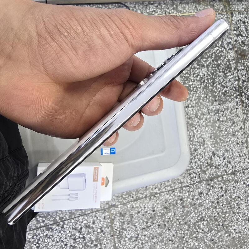 SK S23��Ʈ�� (S918) 256G ȭ��Ʈ���� ����� �˴ϴ�