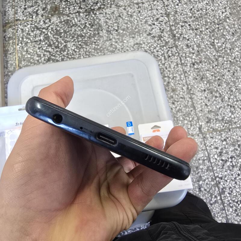 U+ ����2 (M236) 128G �׸� ����� �˴ϴ�
