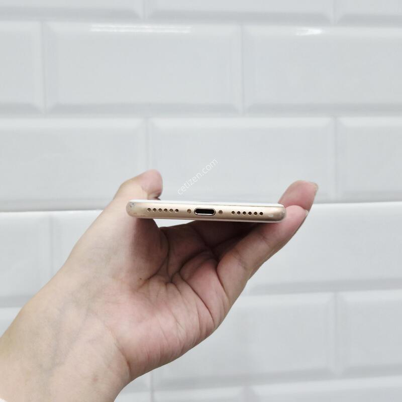 ������8 ��� 64GB ���͸� ����