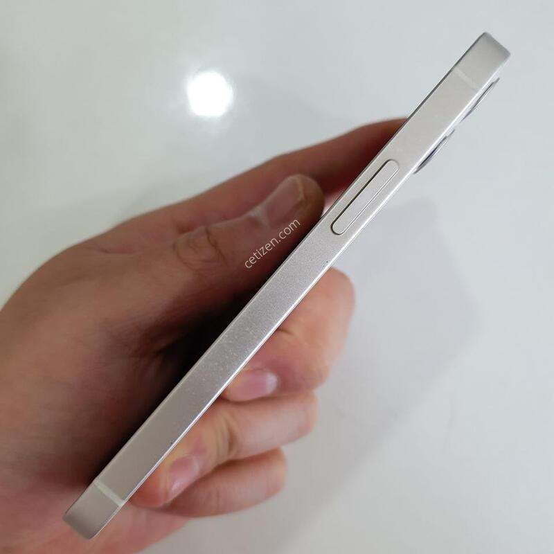 ������12�̴�128G ���ܻ� �������⽺ ���±� �߰��� �����