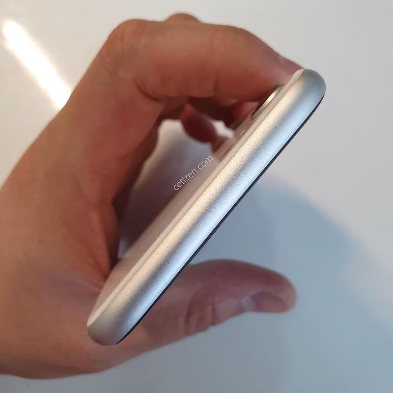������SE3 128G ���ܻ� ������ �߰��� �����