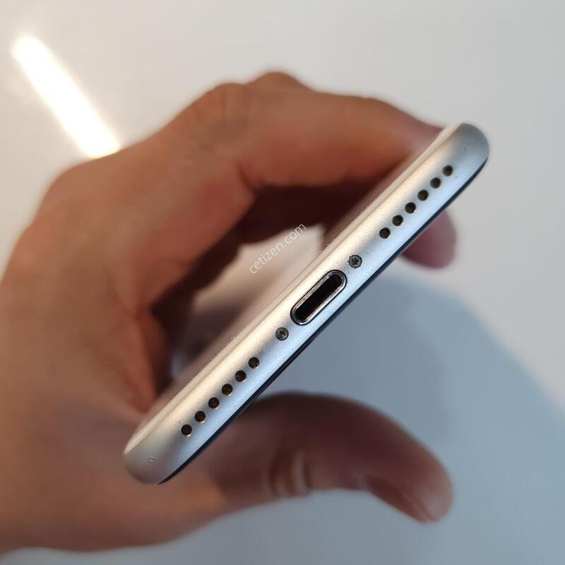 ������SE3 128G ���ܻ� ������ �߰��� �����