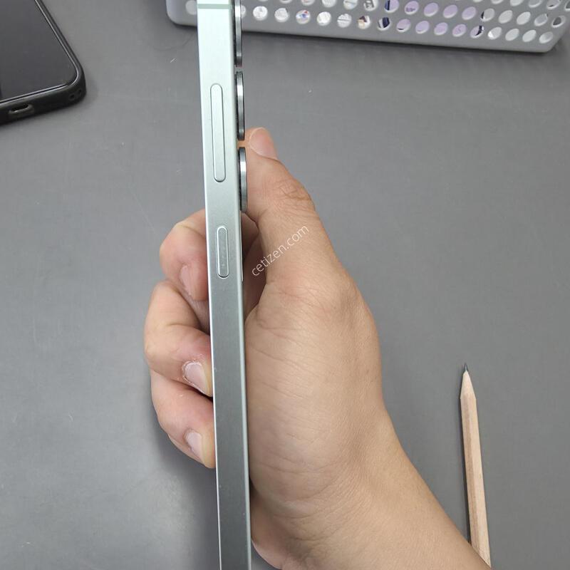 (6880)������s25�÷��� 512 �Ǹ��մϴ�