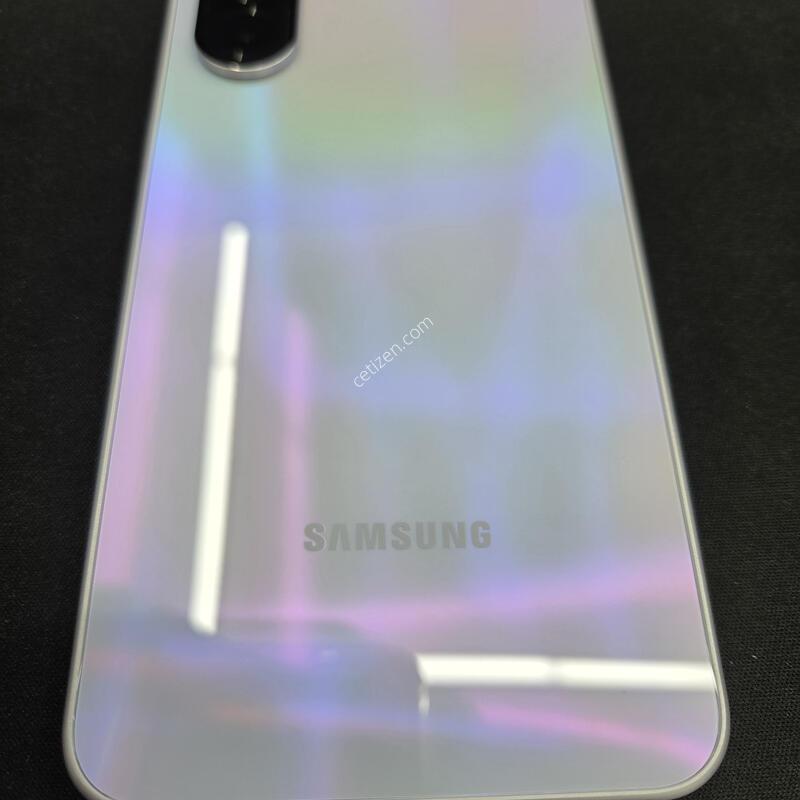 ������ A36 128G ���̽�����