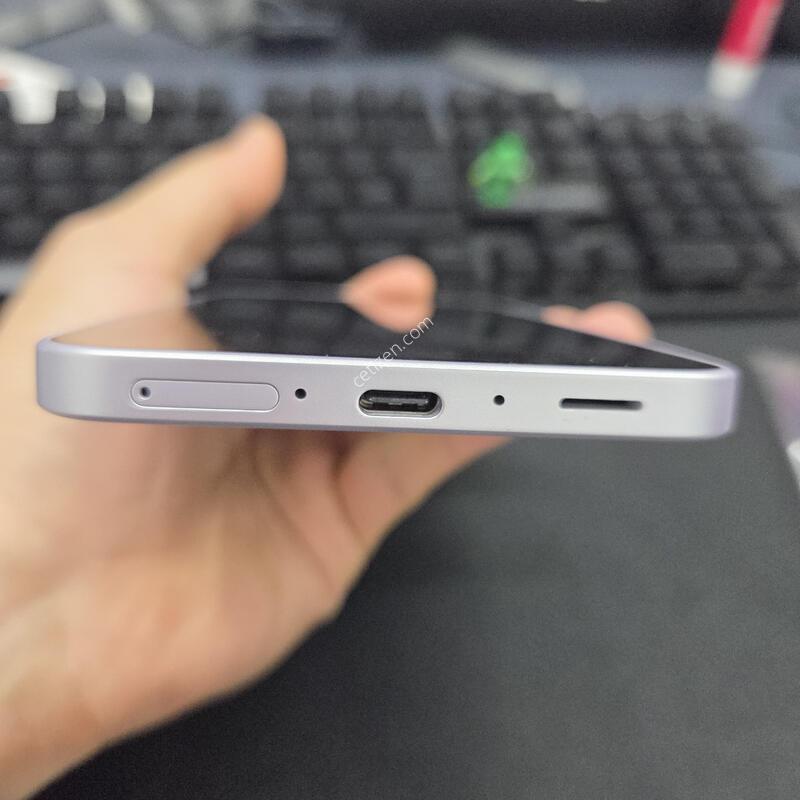������ A36 128G ���̽�����