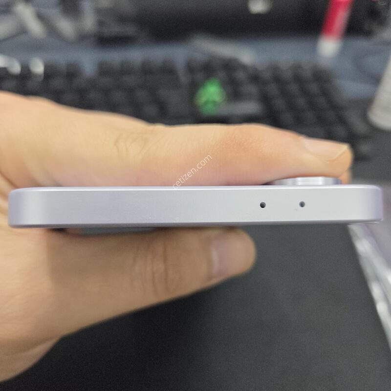������ A36 128G ���̽�����