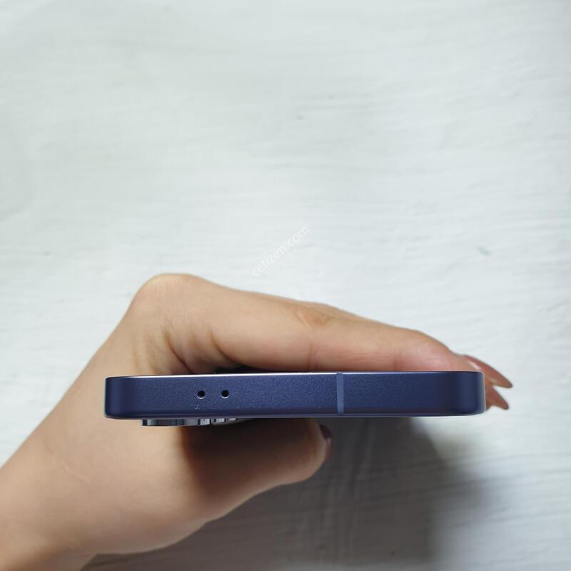 LG ������ S24 ���̿÷� 256G S�� �Ǹ��մϴ�